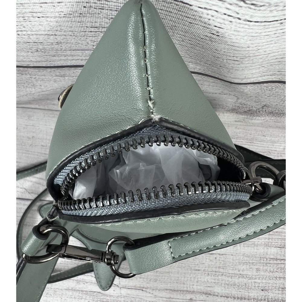 Shark Crossbody Purse Green Novelty Bag Adjustable Strap - Picture 5 of 6